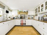 4 bedroom terraced house for rent in Maidenstone Hill,...