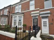 4 bedroom terraced house for rent in Park Terrace...