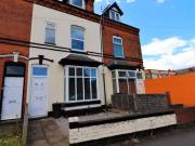 4 bedroom terraced house for rent in Reservoir Road,...