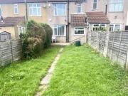 4 bedroom terraced house for rent in Sandling Avenue,...