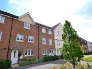 4 bedroom terraced house for rent in Sparrowhawk Way...
