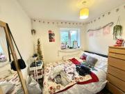 4 bedroom terraced house for rent in Thurmond Crescent,...