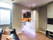 4 bedroom terraced house for rent in Watford Street,...