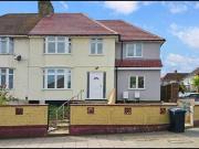 4 Bedroom Terraced House For Rent In Wembley