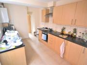 4 bedroom terraced house for rent in Wykeham Road,...