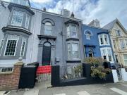 4 bedroom terraced house for sale