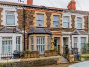 4 bedroom terraced house for sale