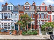 4 bedroom terraced house for sale