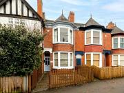 4 bedroom terraced house for sale