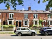 4 bedroom terraced house for sale