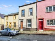 4 bedroom terraced house for sale