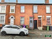 4 bedroom terraced house for sale