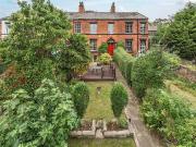 4 bedroom terraced house for sale