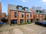 4 bedroom terraced house for sale