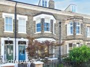 4 bedroom terraced house for sale