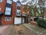4 bedroom terraced house for sale