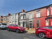 4 bedroom terraced house for sale
