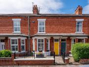4 bedroom terraced house for sale