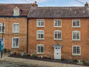 4 bedroom terraced house for sale