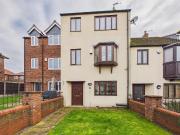 4 bedroom terraced house for sale