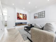 4 bedroom terraced house for sale