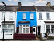 4 bedroom terraced house for sale