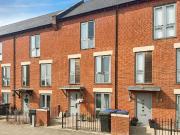 4 bedroom terraced house for sale