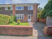 4 bedroom end of terrace house for sale