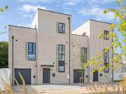 4 bedroom terraced house for sale