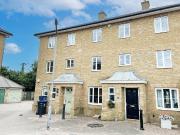 4 bedroom terraced house for sale