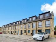 4 Bedroom Terraced House For Sale In Bacon Lane, London