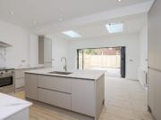 4 bedroom terraced house for sale in Boscombe Road,...