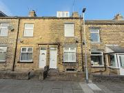 4 bedroom terraced house for sale in Bromet Place,...