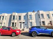 5 bedroom terraced house for sale in Cambridge Road,...