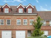 4 Bedroom Terraced House For Sale In Cockfosters, Barnet