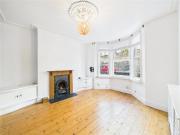 4 bedroom terraced house for sale in Cotswold Road,...
