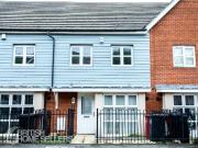 4 bedroom terraced house for sale in Dariel Close,...