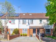 4 bedroom terraced house for sale in Hamilton Road,...