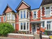 4 bedroom terraced house for sale in Laytonia Avenue,...