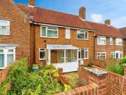 4 bedroom terraced house for sale in Outer Circle,...