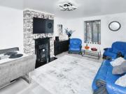 4 bedroom terraced house for sale in Peters Park Lane,...