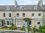 4 bedroom terraced house for sale in Scarcroft Road,...