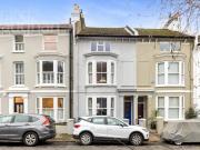 4 bedroom terraced house for sale in Shaftesbury Road,...