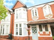 4 bedroom terraced house for sale in Stallcourt Avenue,...