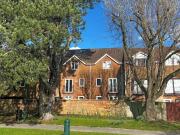 4 Bedroom Terraced House For Sale In Station Road, New...