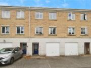 4 bedroom terraced house for sale in The Dell,...