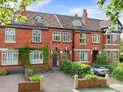 4 bedroom terraced house for sale in Thornfield Road,...