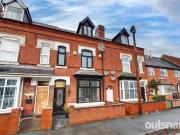 4 bedroom terraced house for sale in Westfield Road,...
