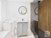4 bedroom terraced house for sale in Winsford Avenue,...