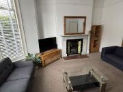 4 bedroom terraced house to rent